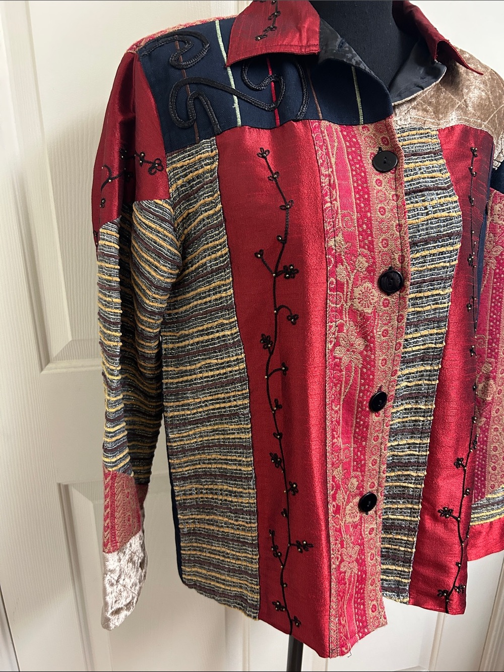SAG HARBOR Velvet Patchwork Vintage 90s Jewel Tone Boxy Jacket, Size 6 - Picture 3 of 11